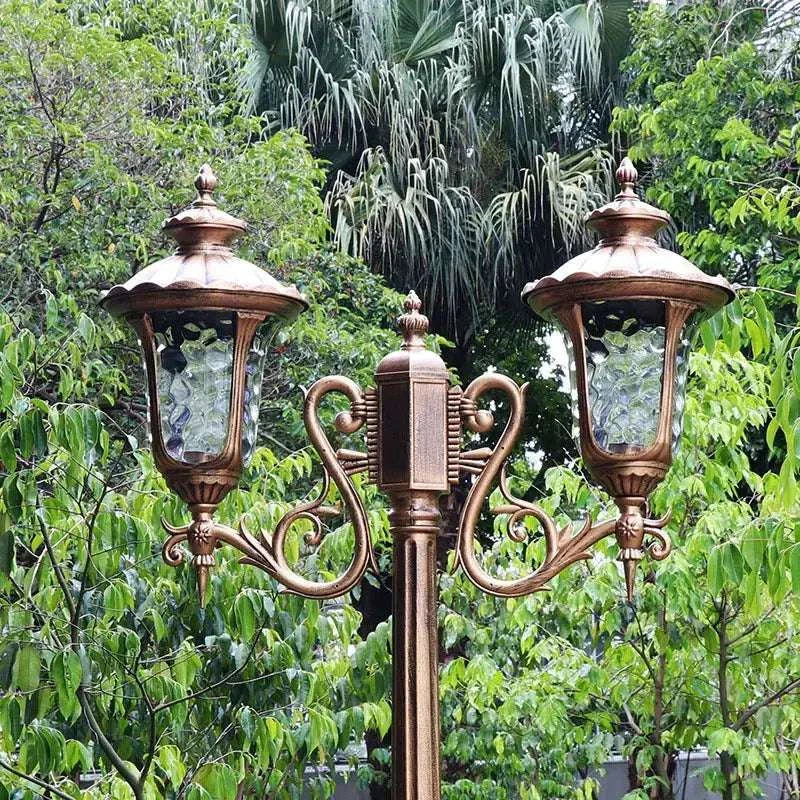Lampadaire ancien extérieur