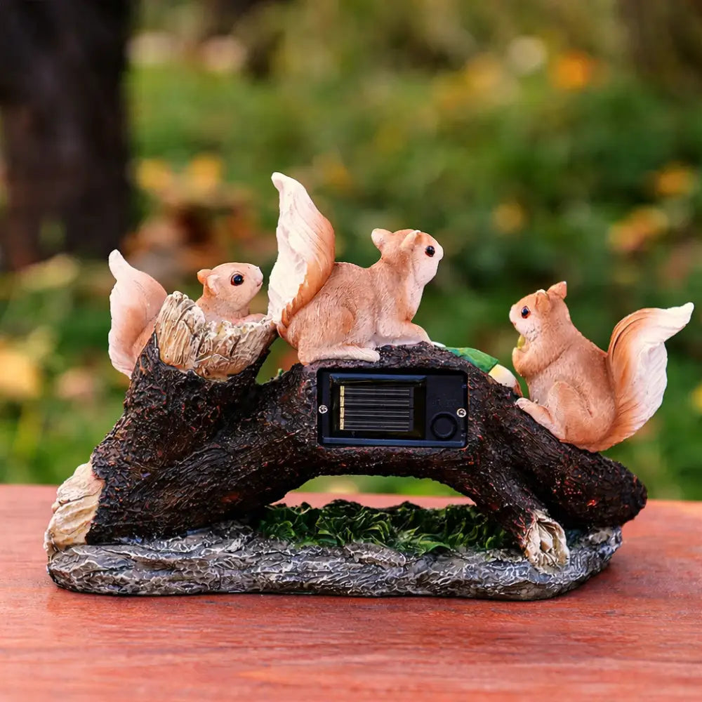 Statue de jardin écureuils led