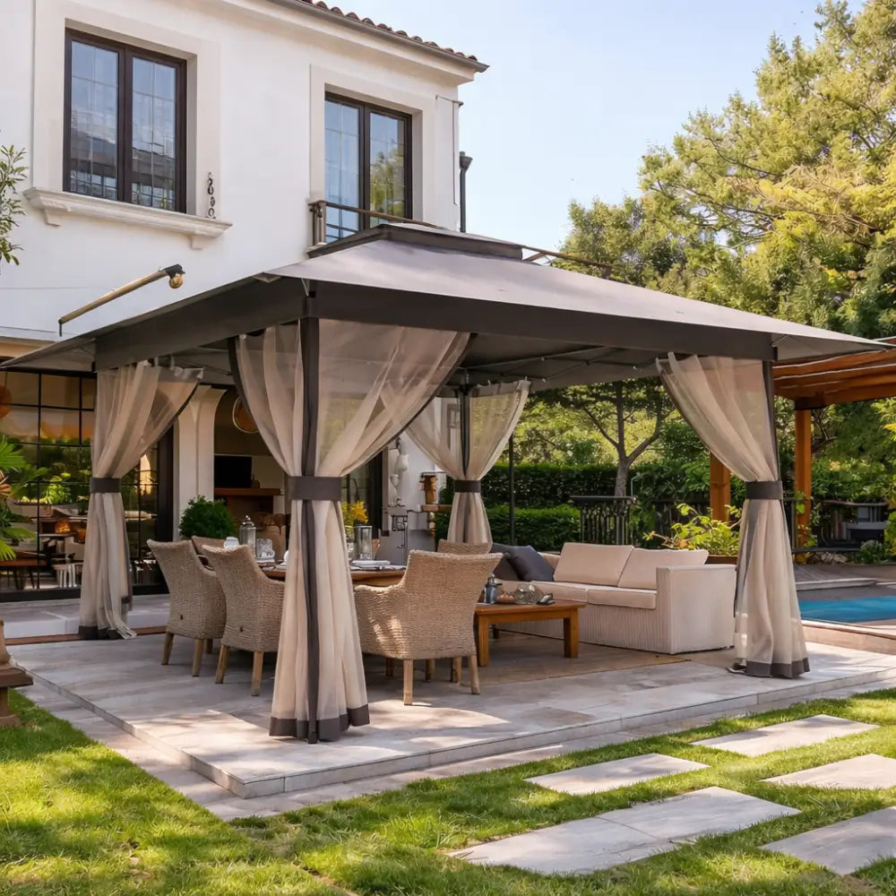 Tonnelle de jardin avec moustiquaire